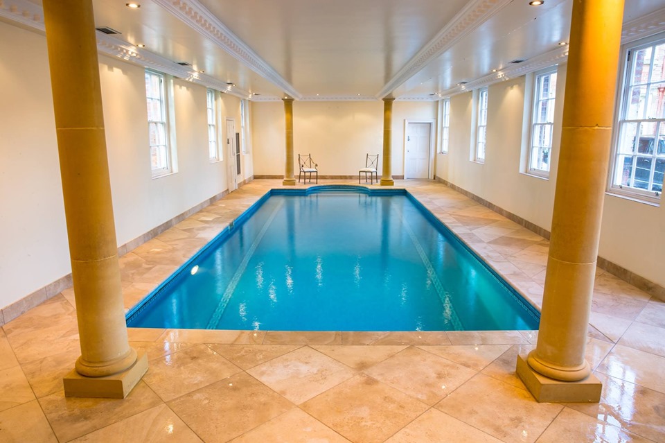 Swimming Pool Suite pool 