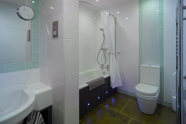 Luxurious bathroom