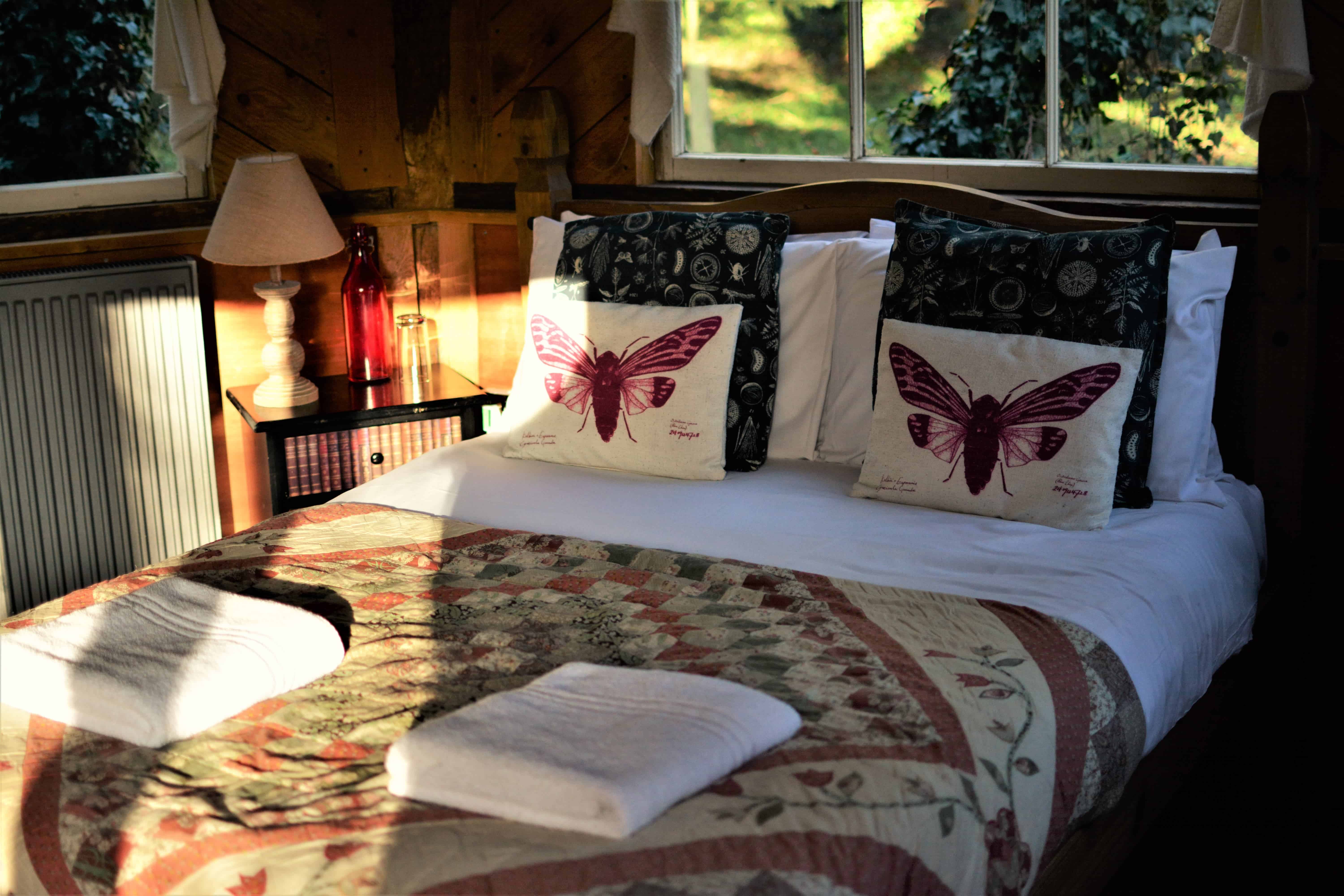 Cosy treehouse interior