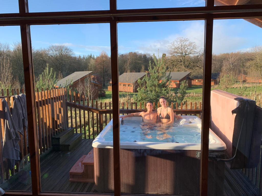 fhhottubimage